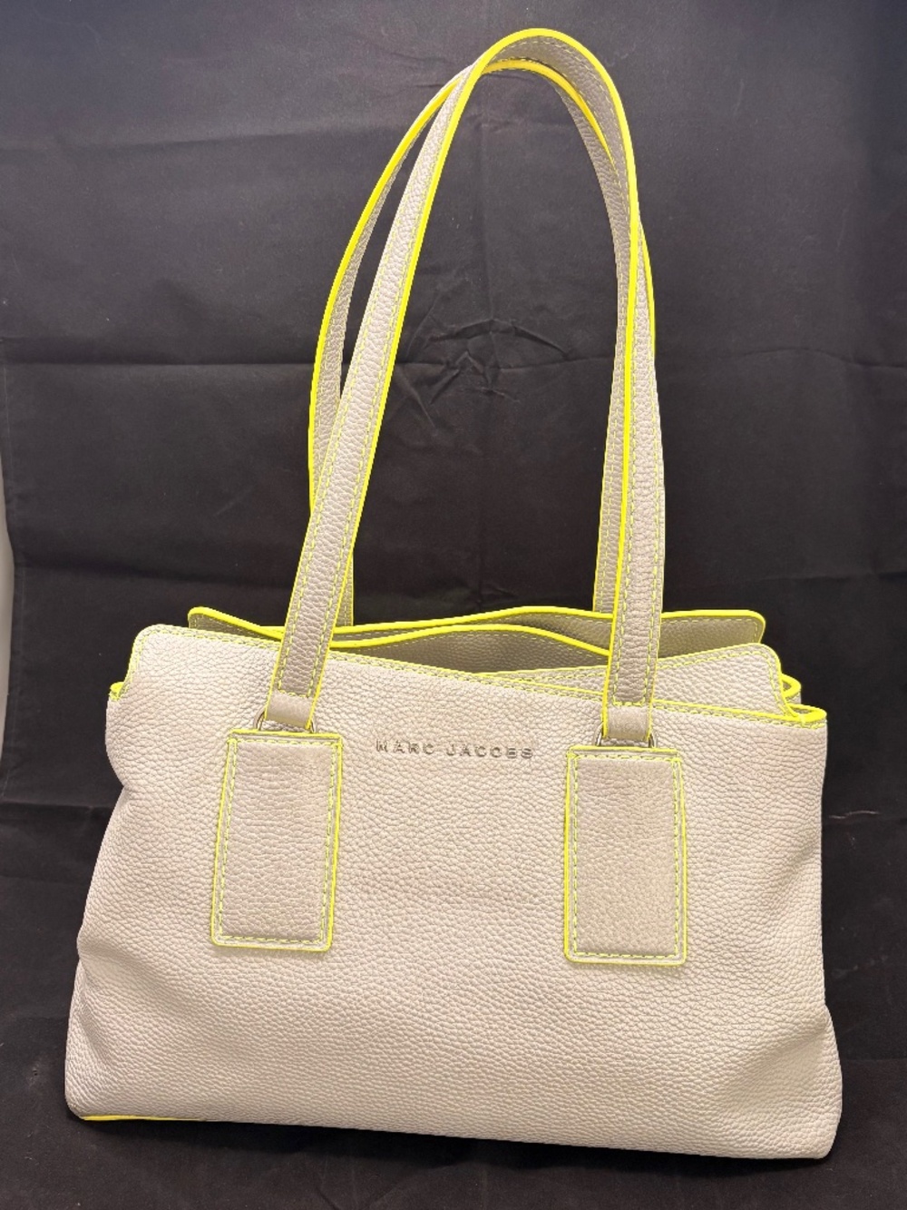 Marc Jacobs Gray Shoulder Bag